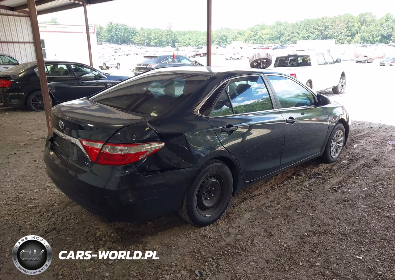 2016 Toyota Camry Le VIN:4T4BF1FK3GR550951 - 4