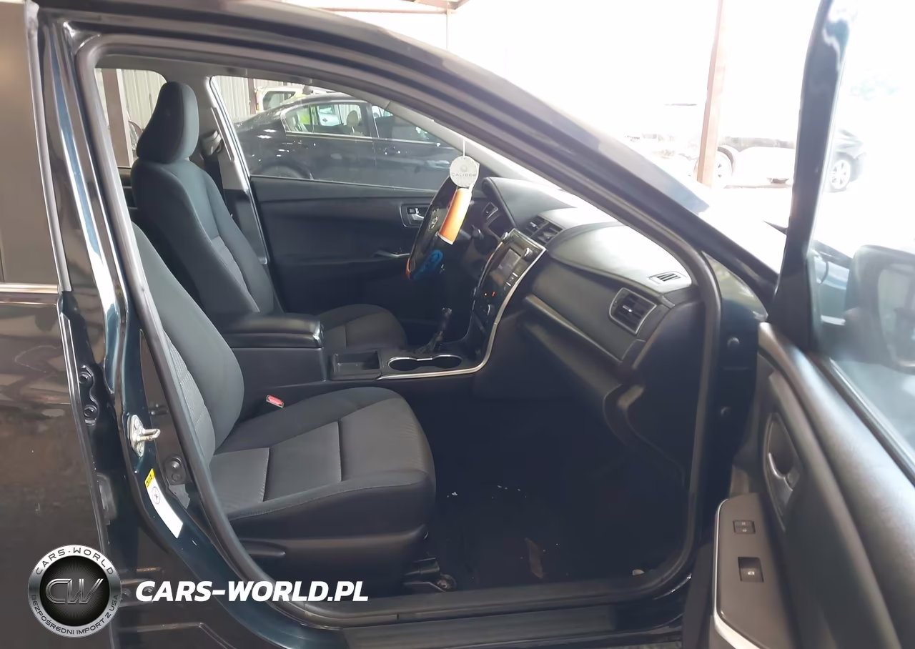 2016 Toyota Camry Le VIN:4T4BF1FK3GR550951 - 5