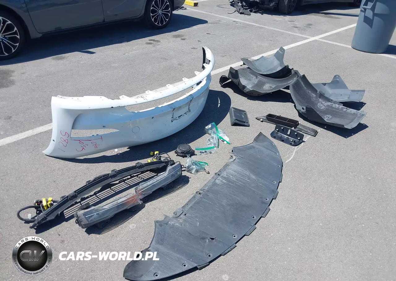 2020 Tesla Model 3 Standard Range Plus Rear-Wheel Drive-Standard Range Rear-Wheel Drive VIN:5YJ3E1EA3LF706746 - 12