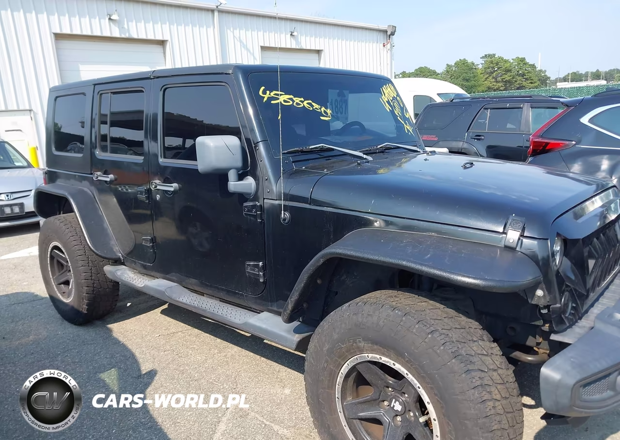 2007 Jeep Wrangler Unlimited X VIN:1J4GA39167L174697 - 13
