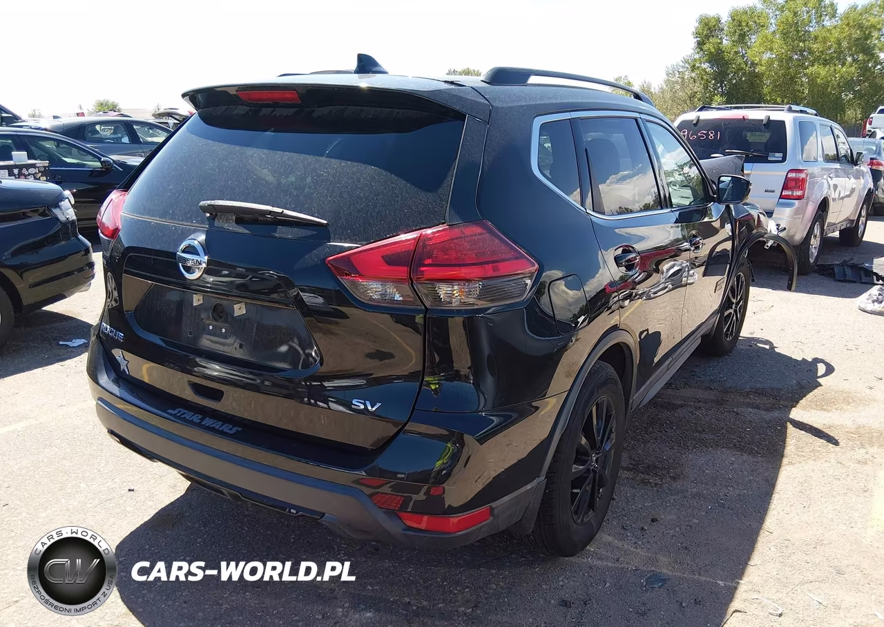 2017 Nissan Rogue Sv VIN:5N1AT2MT7HC769242 - 4
