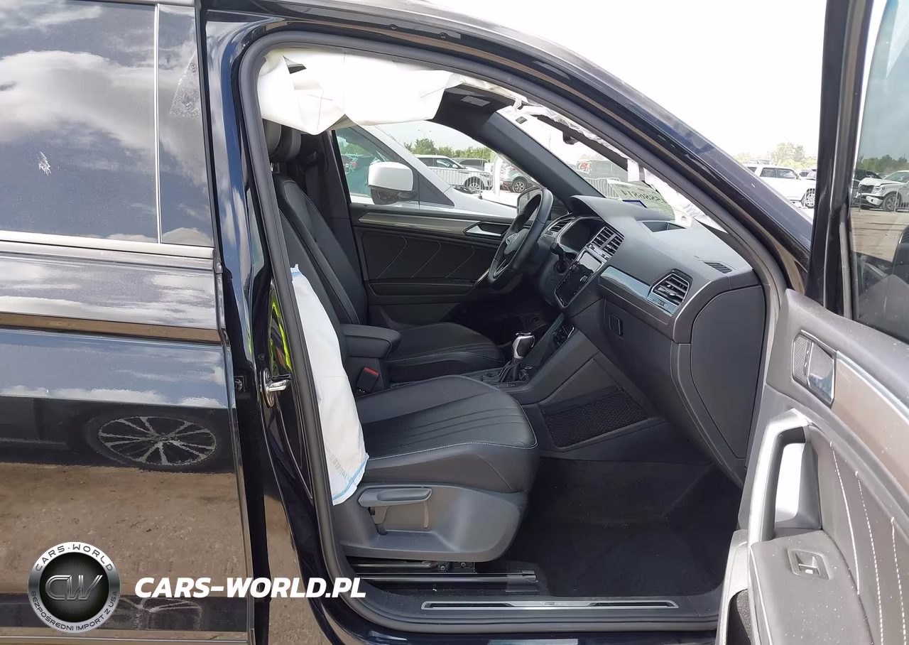 2024 Volkswagen Tiguan 2.0T Se R-Line Black VIN:3VVCB7AX2RM059350 - 5
