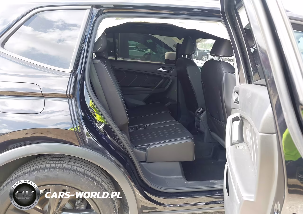 2024 Volkswagen Tiguan 2.0T Se R-Line Black VIN:3VVCB7AX2RM059350 - 8
