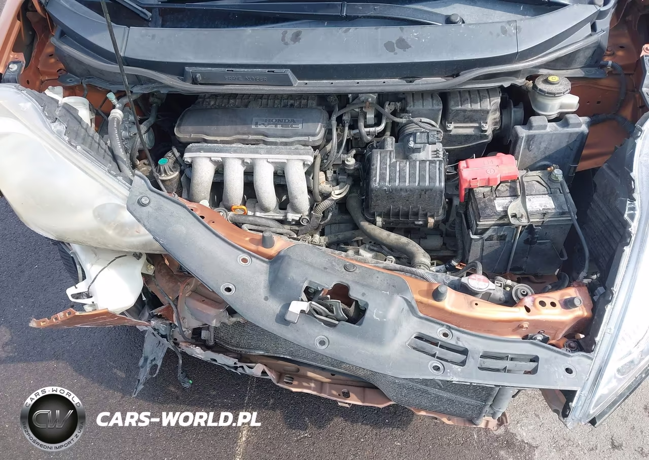 2010 Honda Fit Sport VIN:JHMGE8H47AC012800 - 10