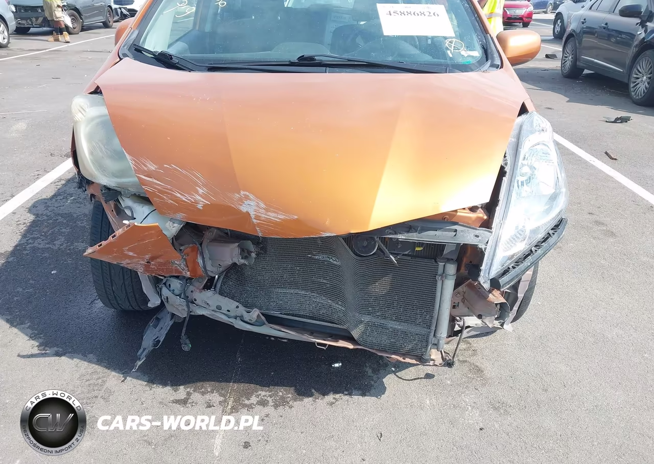 2010 Honda Fit Sport VIN:JHMGE8H47AC012800 - 6