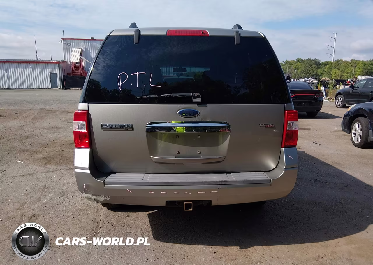 2008 Ford Expedition Xlt VIN:1FMFU15558LA87456 - 16