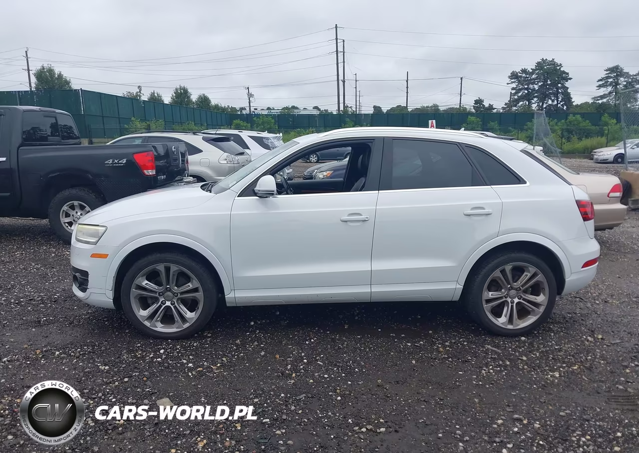 2015 Audi Q3 2.0T Premium Plus VIN:WA1EFCFS4FR010415 - 14