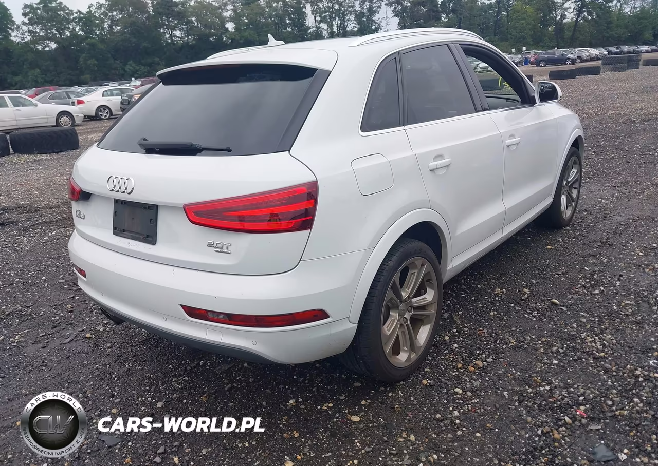 2015 Audi Q3 2.0T Premium Plus VIN:WA1EFCFS4FR010415 - 4
