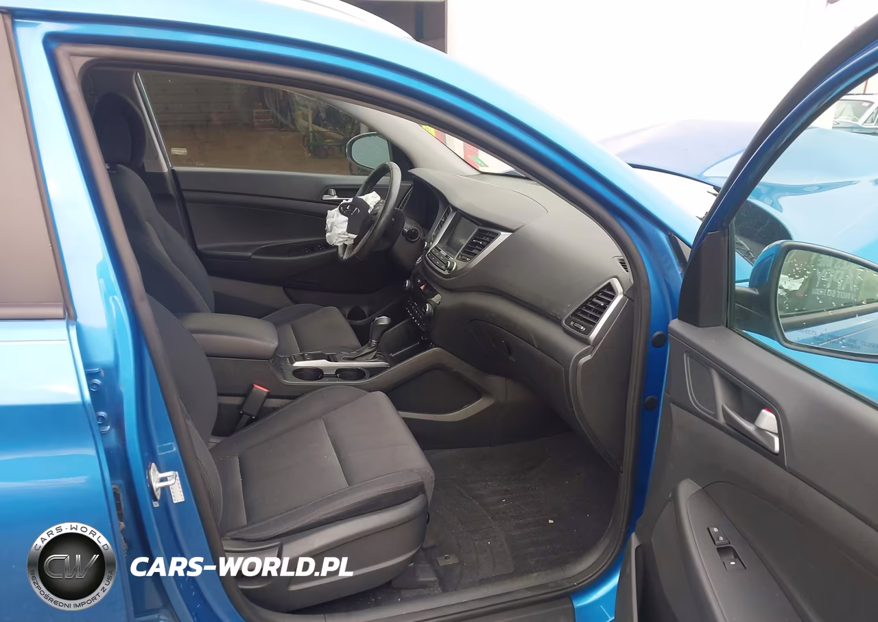 2018 Hyundai Tucson Sport VIN:KM8J3CAL0JU692742 - 5