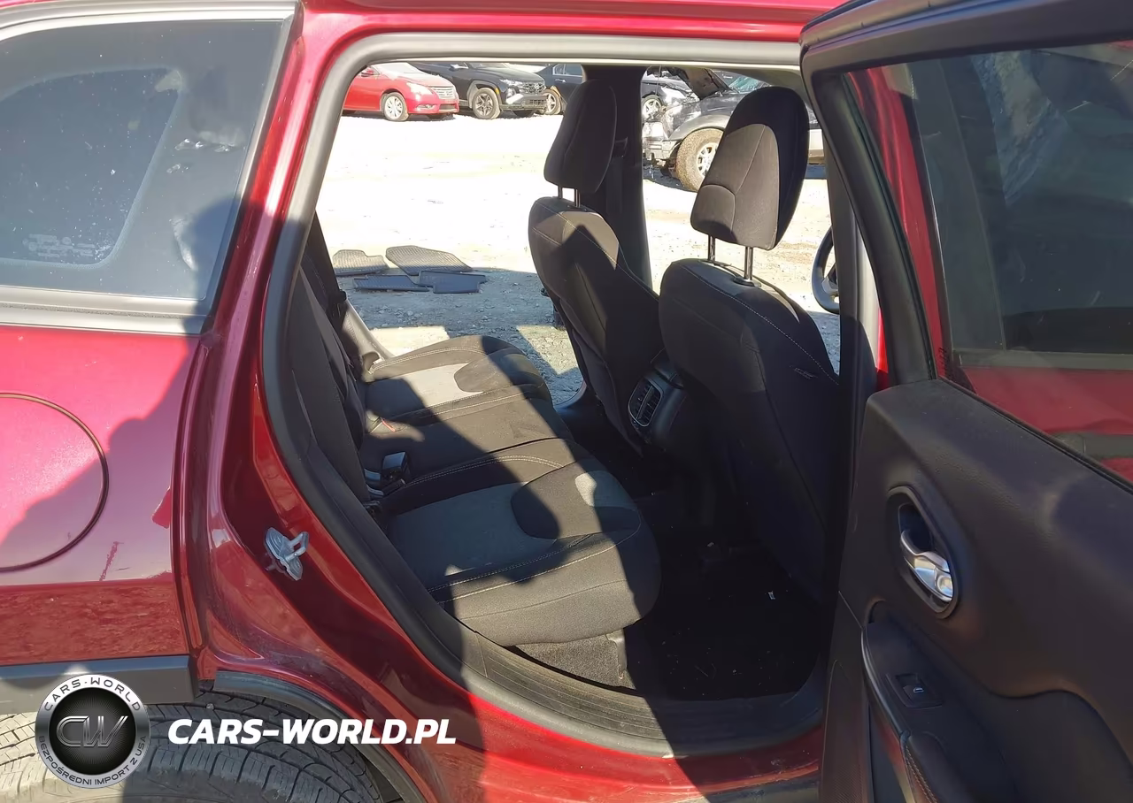 2016 Jeep Cherokee Sport VIN:1C4PJLAB9GW159622 - 8