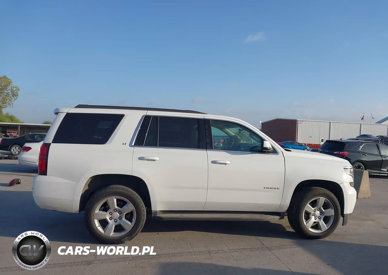 2018 Chevrolet Tahoe Lt VIN:1GNSCBKC1JR211344 - 13