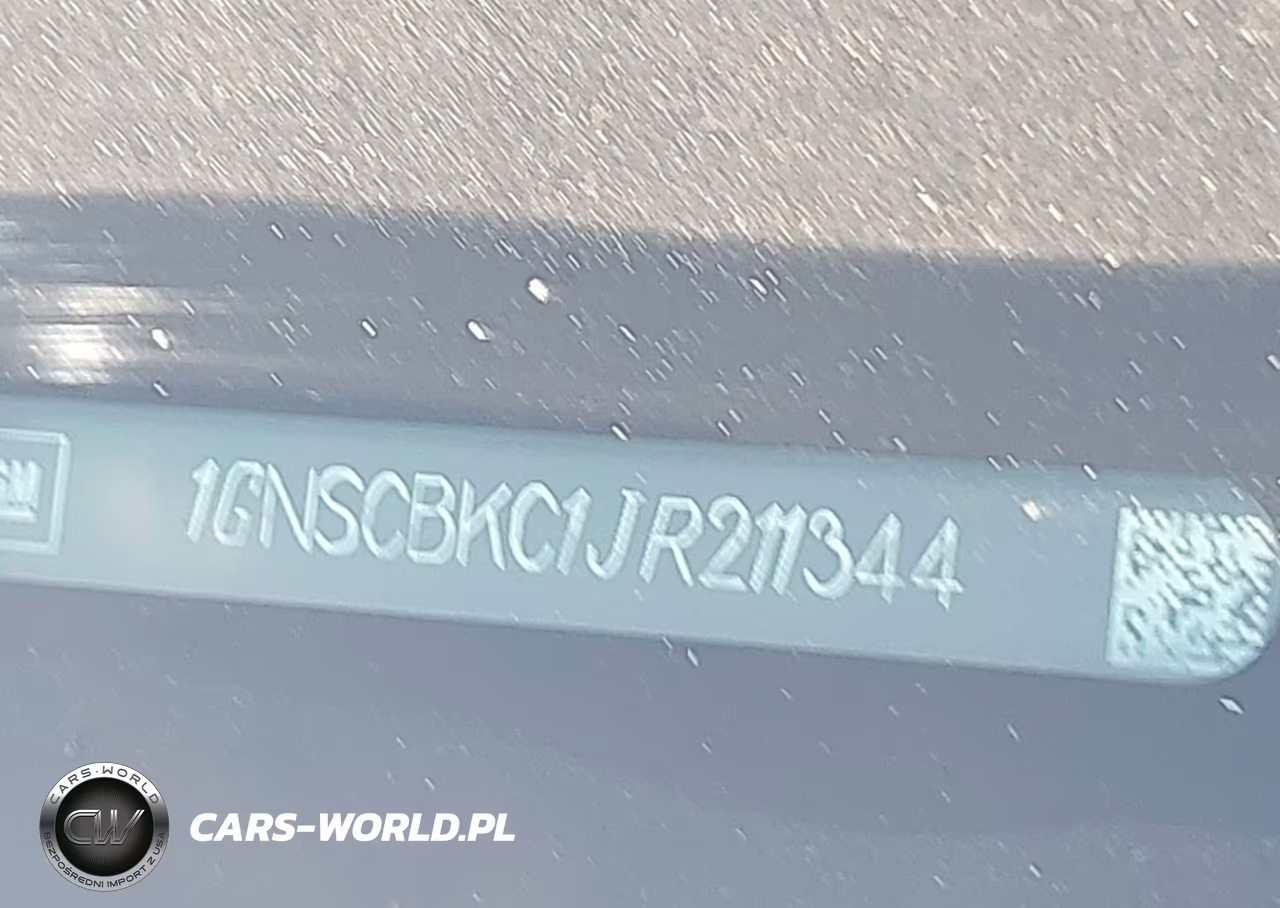 2018 Chevrolet Tahoe Lt VIN:1GNSCBKC1JR211344 - 17