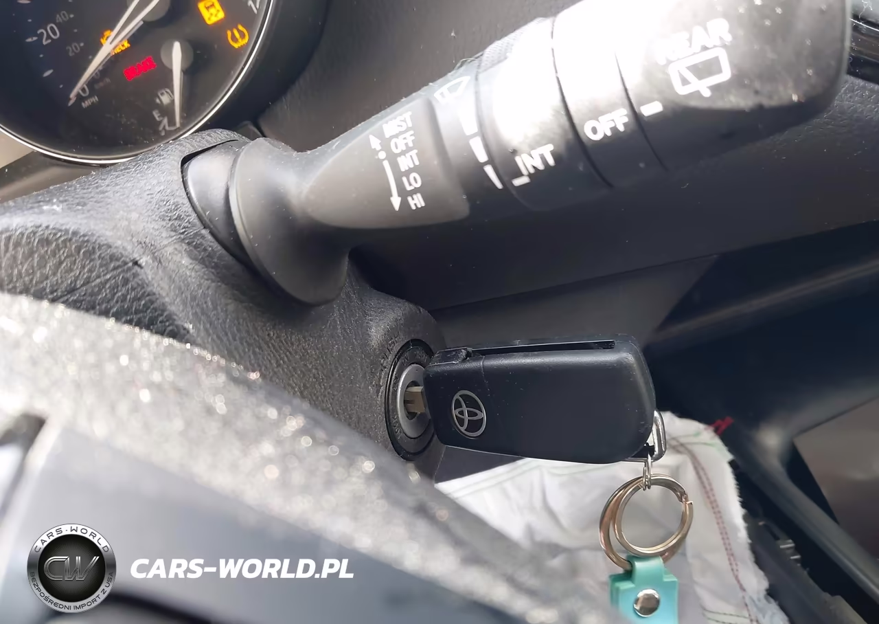 2021 Toyota C-Hr Le VIN:NMTKHMBX5MR138914 - 11