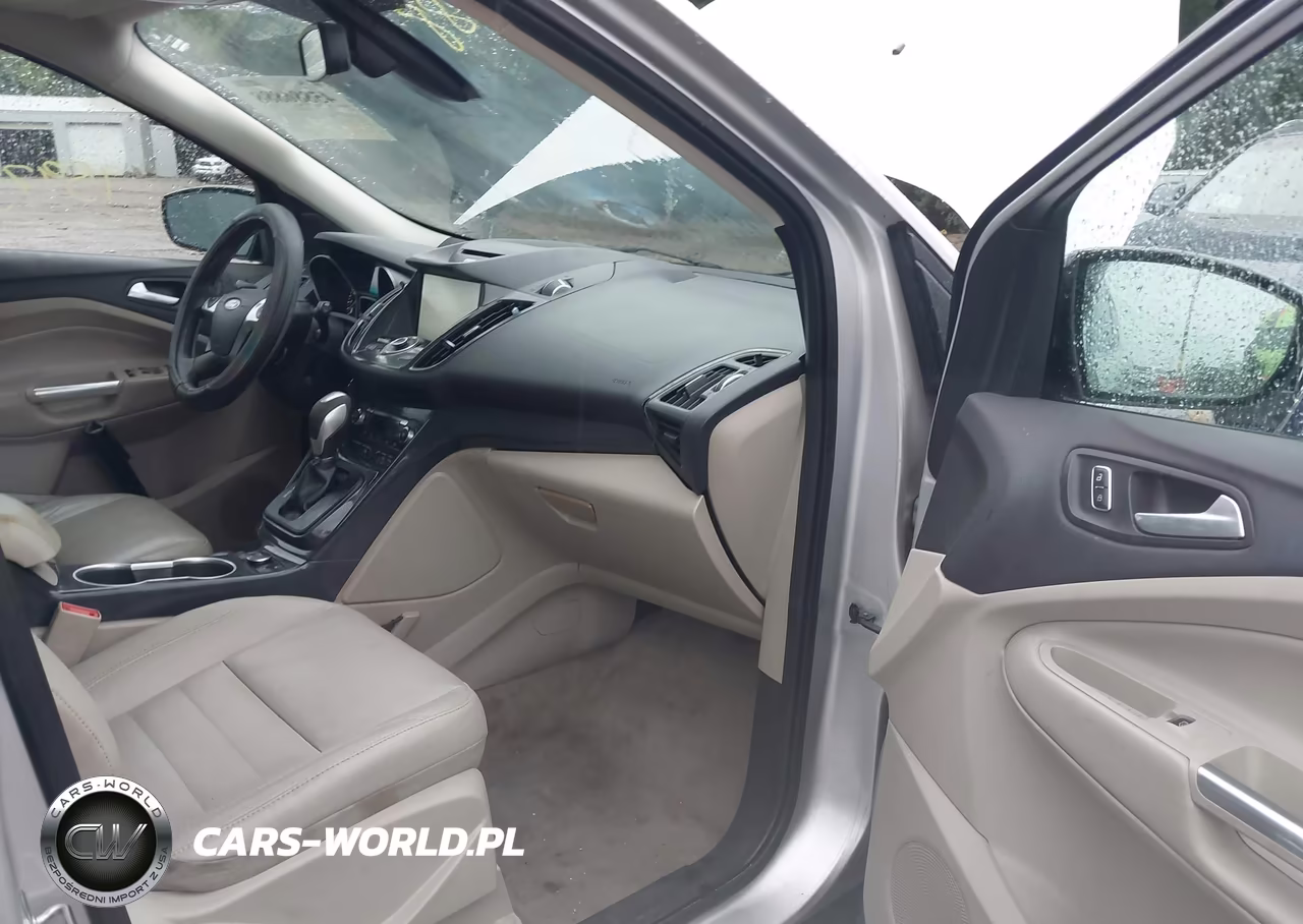 2014 Ford Escape Titanium VIN:1FMCU0JXXEUE21331 - 5