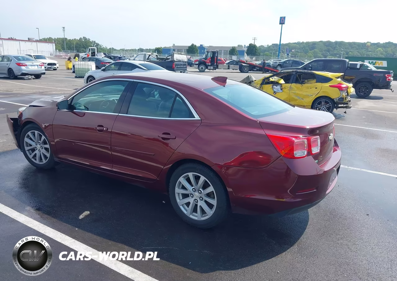 2015 Chevrolet Malibu 2Lt VIN:1G11D5SL0FF324982 - 3