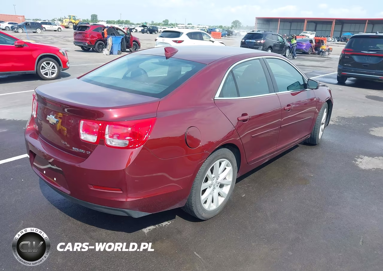 2015 Chevrolet Malibu 2Lt VIN:1G11D5SL0FF324982 - 4