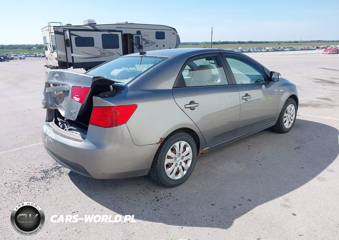 2010 Kia Forte Ex VIN:KNAFU4A2XA5860169 - 4
