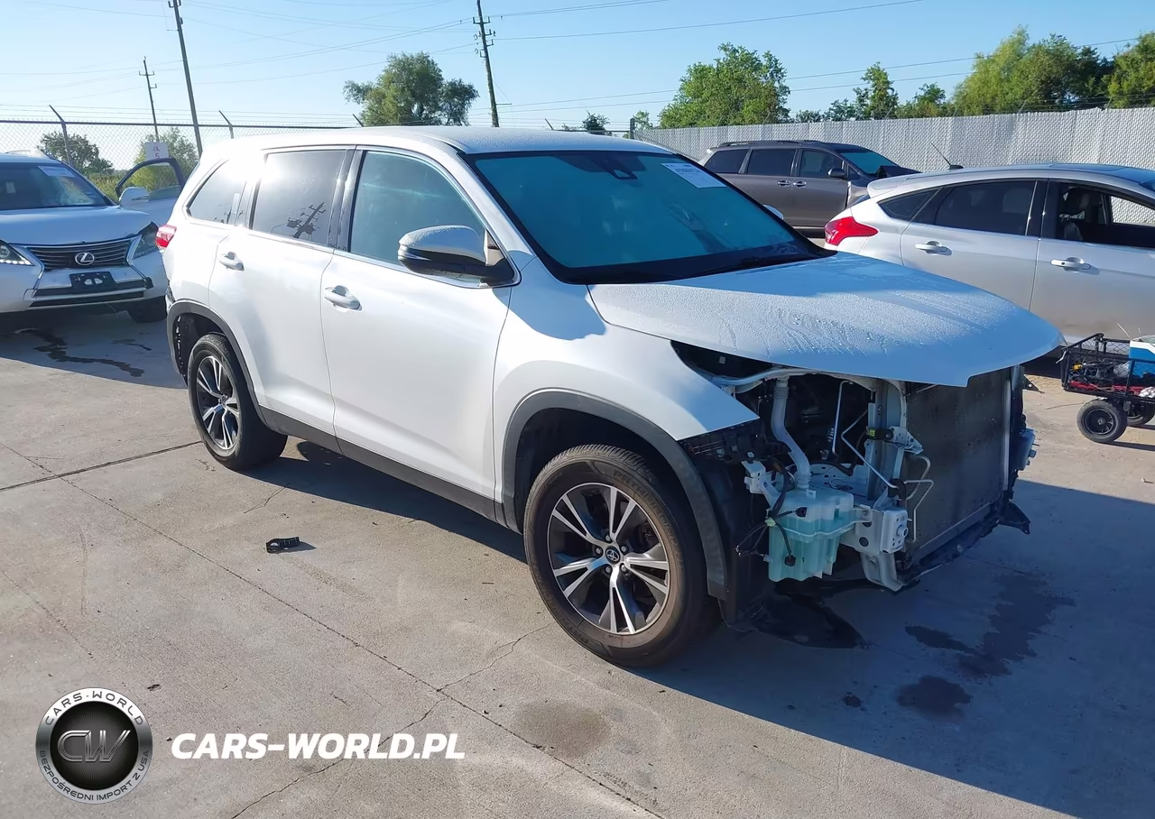 2019 Toyota Highlander Le