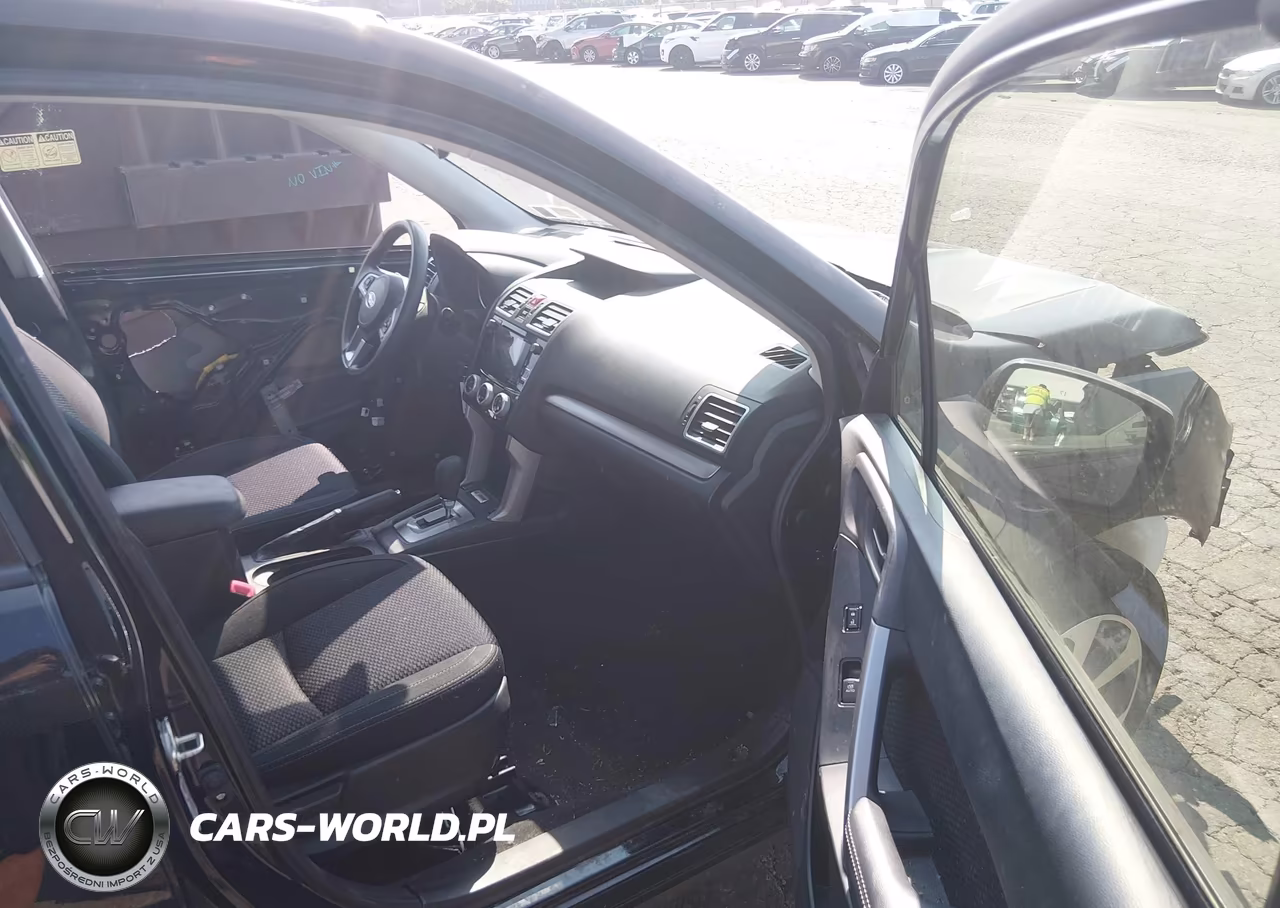 2018 Subaru Forester 2.5I Premium VIN:JF2SJAEC2JH575204 - 5