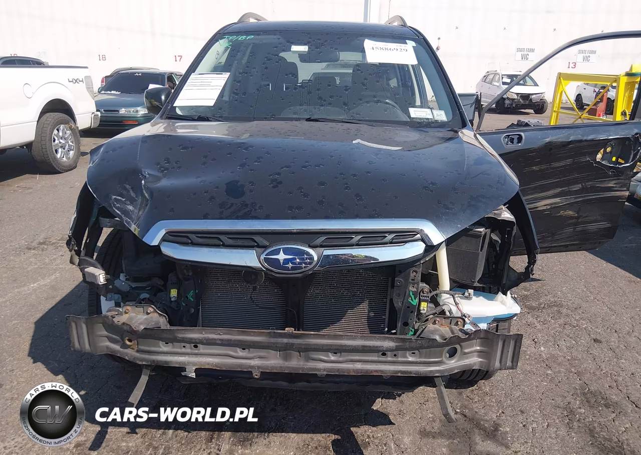 2018 Subaru Forester 2.5I Premium VIN:JF2SJAEC2JH575204 - 6