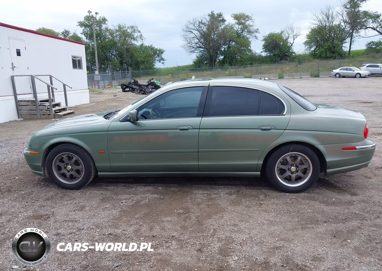 2000 Jaguar S-Type 4.0L V8 VIN:SAJDA01DXYGL50921 - 16