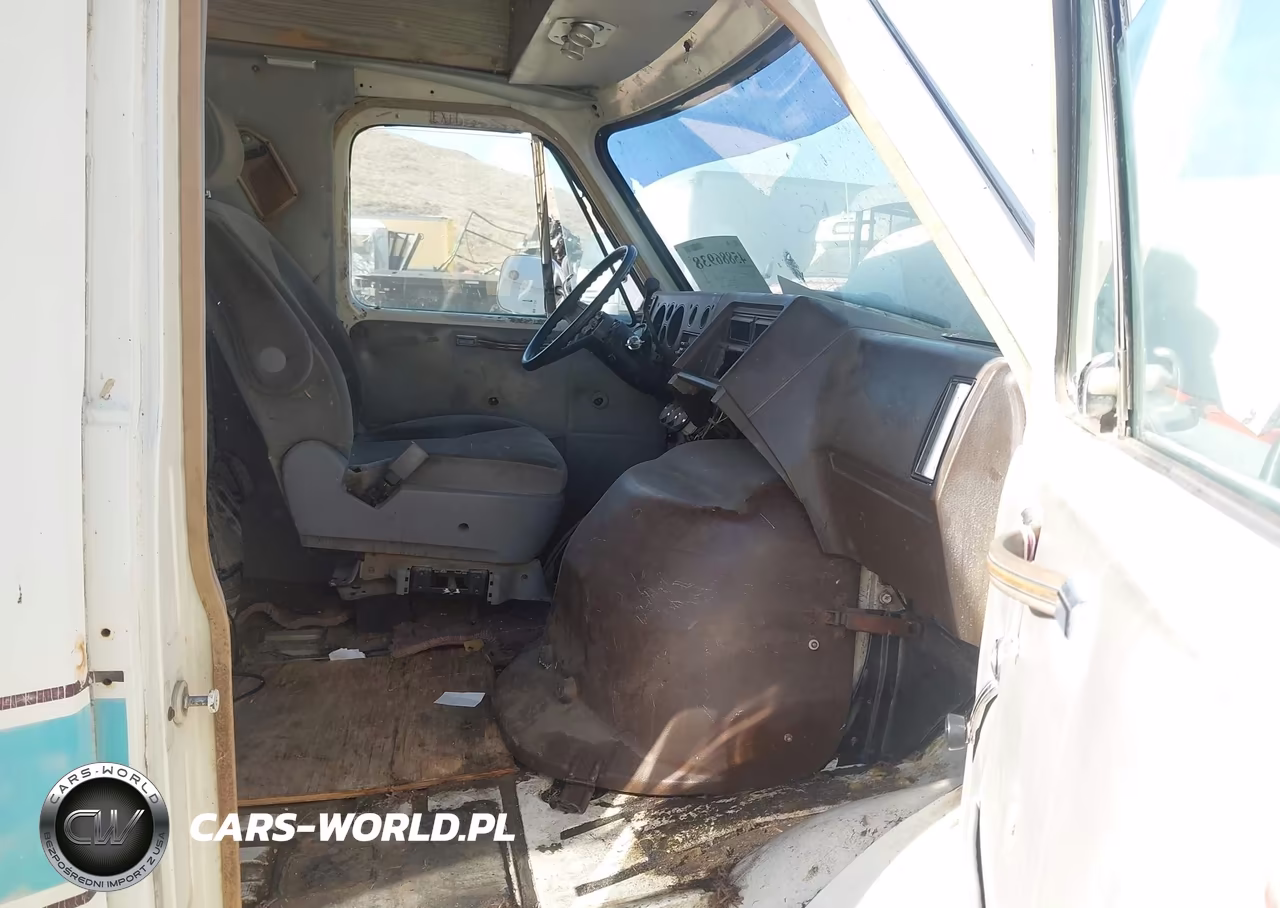1984 Chevrolet G30 VIN:2GBGG31M8E4177553 - 7