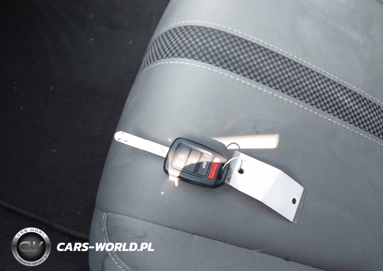 2019 Honda Civic Lx VIN:19XFC2F67KE045956 - 11