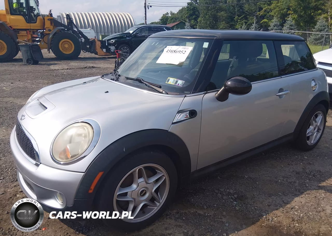 2008 Mini Cooper S VIN:WMWMF73578TT86598 - 2