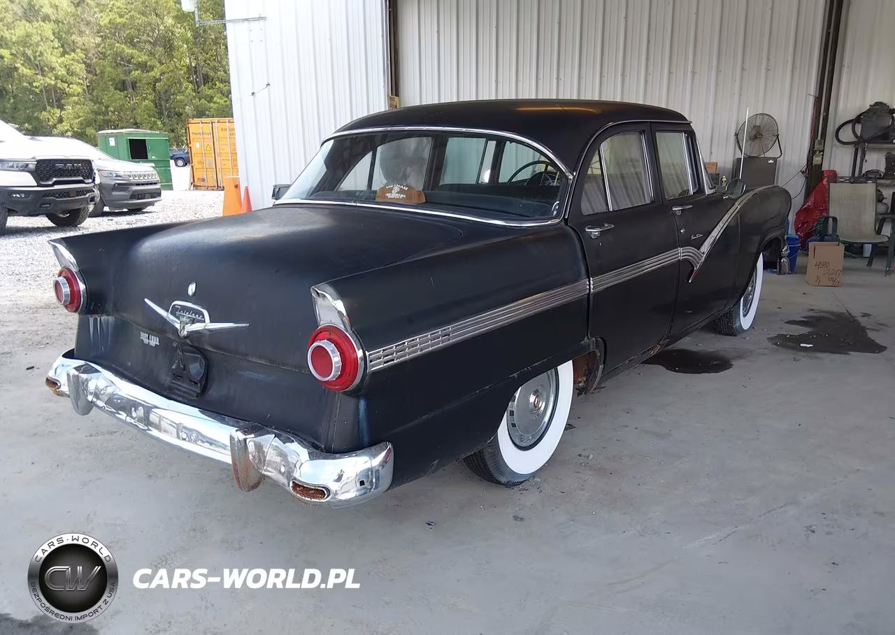 1956 Ford Fairlane Town Sedan VIN:M6FT287254 - 4