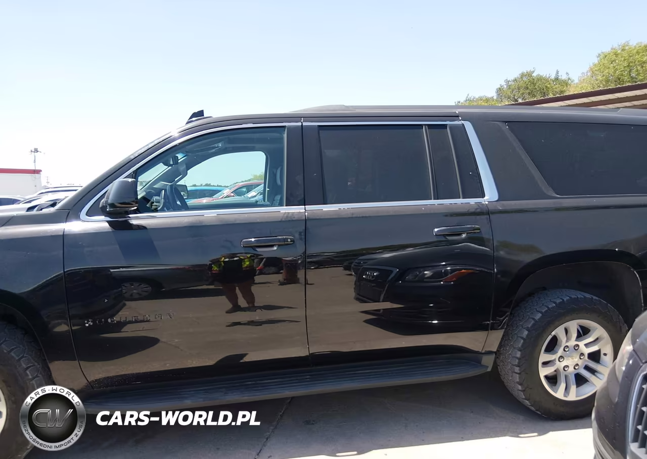 2019 Chevrolet Suburban Lt VIN:1GNSCHKC9KR176198 - 14