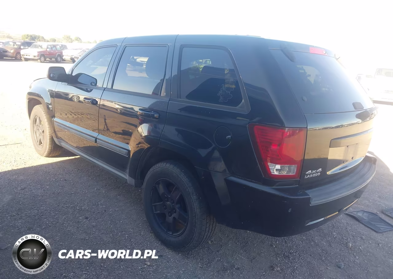 2007 Jeep Grand Cherokee Laredo VIN:1J8GR48K67C522750 - 3