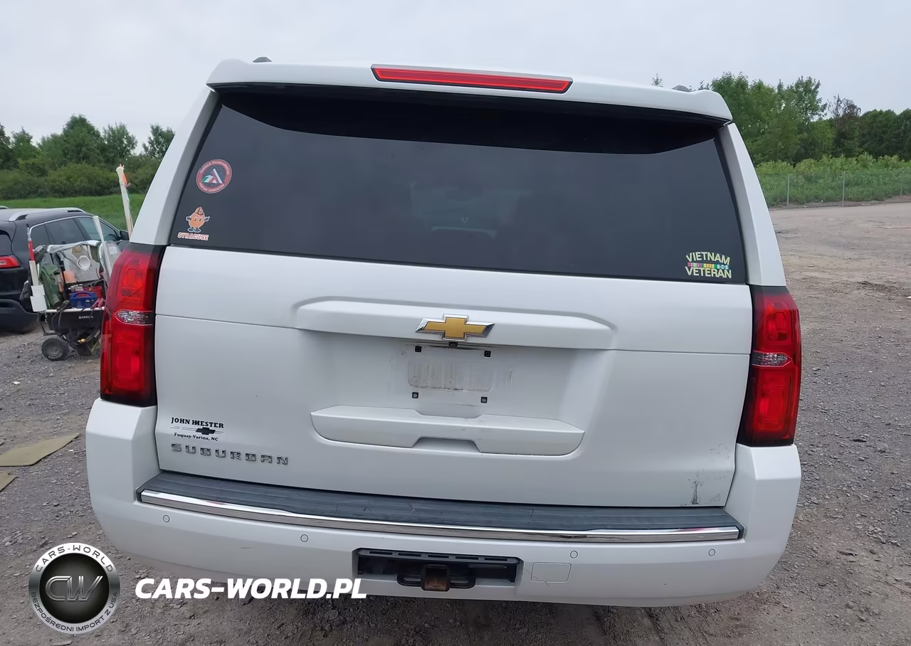 2016 Chevrolet Suburban Ltz VIN:1GNSKJKC3GR415682 - 17