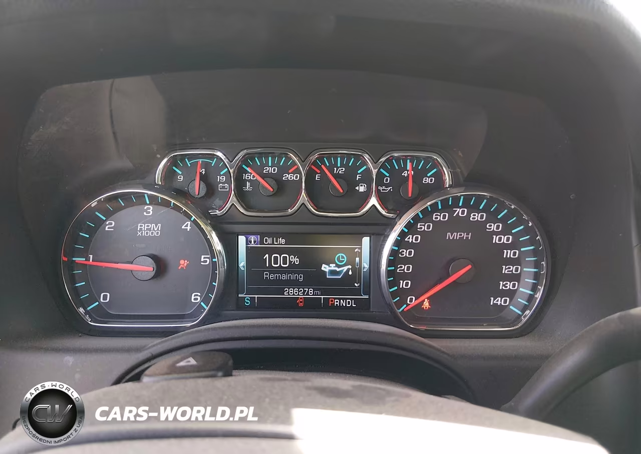 2019 Chevrolet Suburban Lt VIN:1GNSCHKC6KR137570 - 7