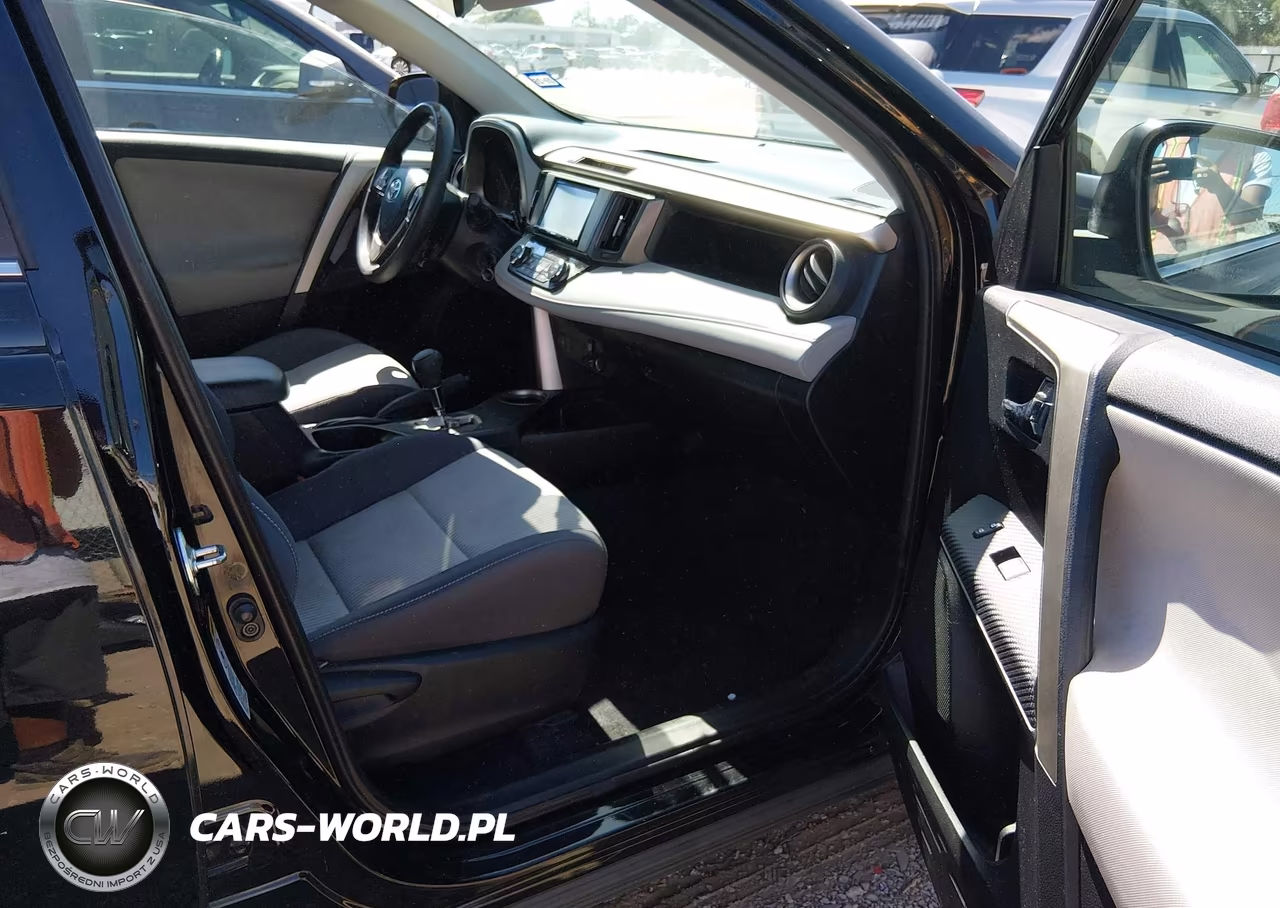 2015 Toyota Rav4 Xle VIN:2T3WFREV0FW185267 - 5