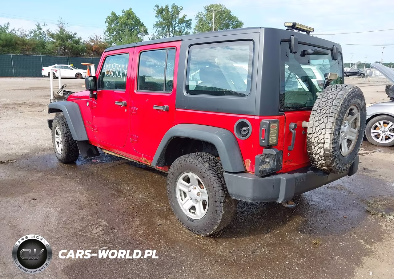 2015 Jeep Wrangler Unlimited Sport Rhd VIN:1C4BJWKG0FL652031 - 3