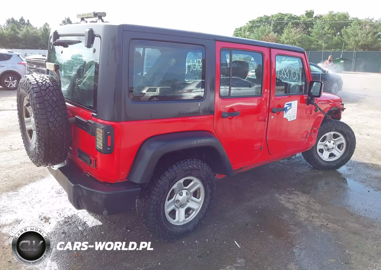 2015 Jeep Wrangler Unlimited Sport Rhd VIN:1C4BJWKG0FL652031 - 4