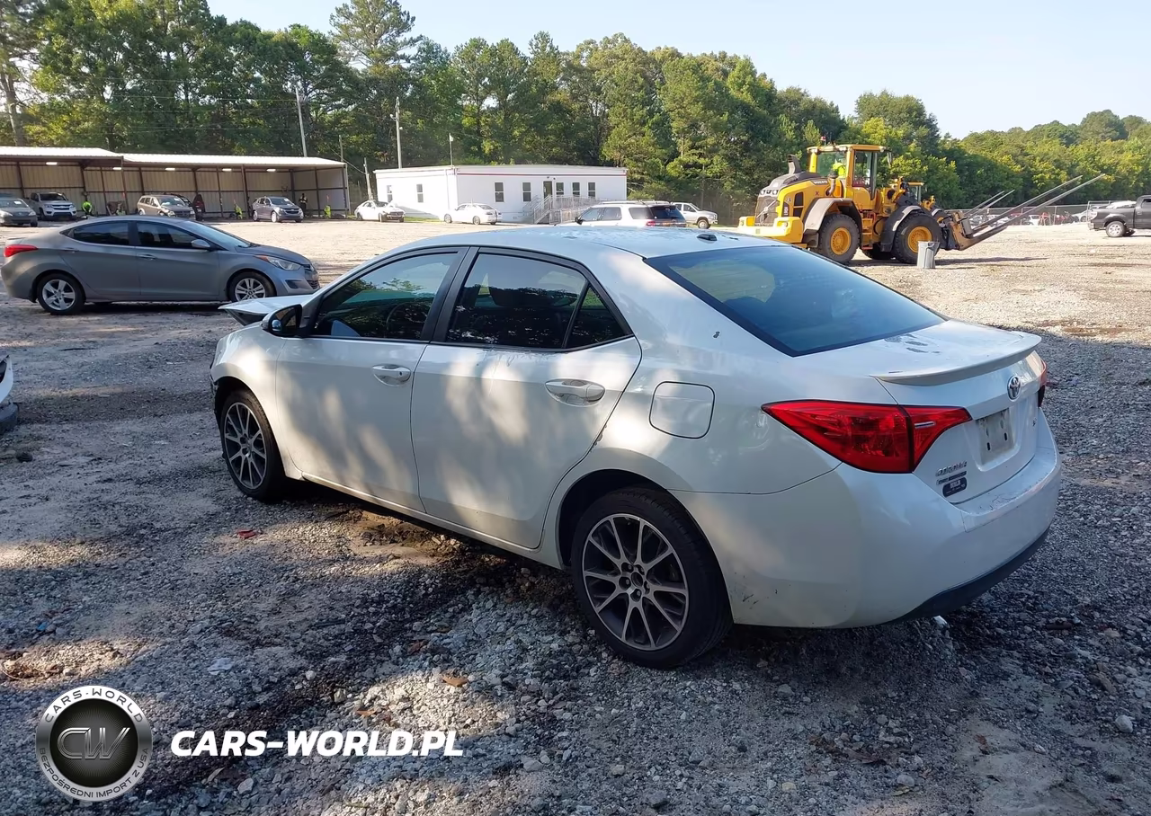 2017 Toyota Corolla Se Special Edition VIN:5YFBURHEXHP642485 - 3