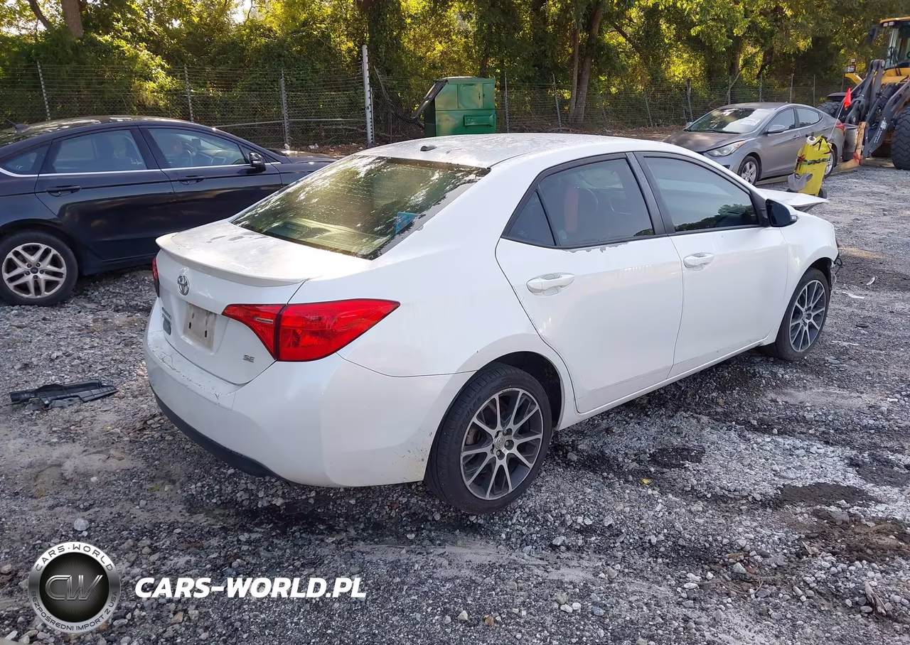 2017 Toyota Corolla Se Special Edition VIN:5YFBURHEXHP642485 - 4
