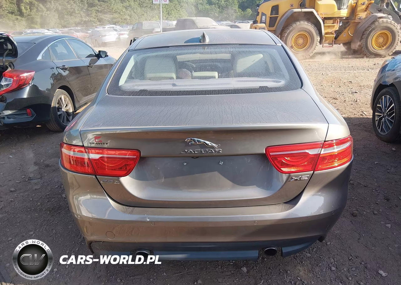 2017 Jaguar Xe 25T Premium VIN:SAJAD4BG2HA964469 - 17