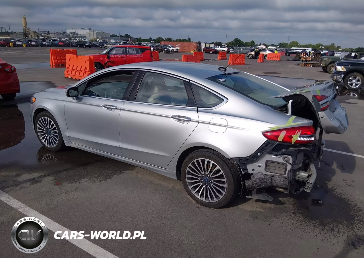 2018 Ford Fusion Se VIN:3FA6P0H91JR155981 - 3