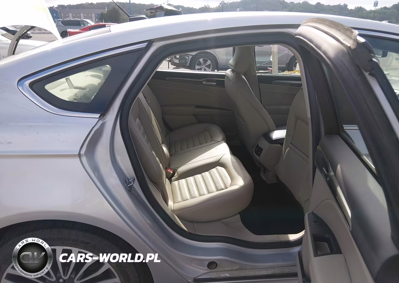 2018 Ford Fusion Se VIN:3FA6P0H91JR155981 - 8