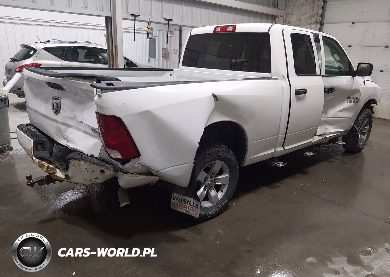 2017 Ram 1500 Express 4X4 6'4 Box VIN:1C6RR7FG0HS778011 - 4