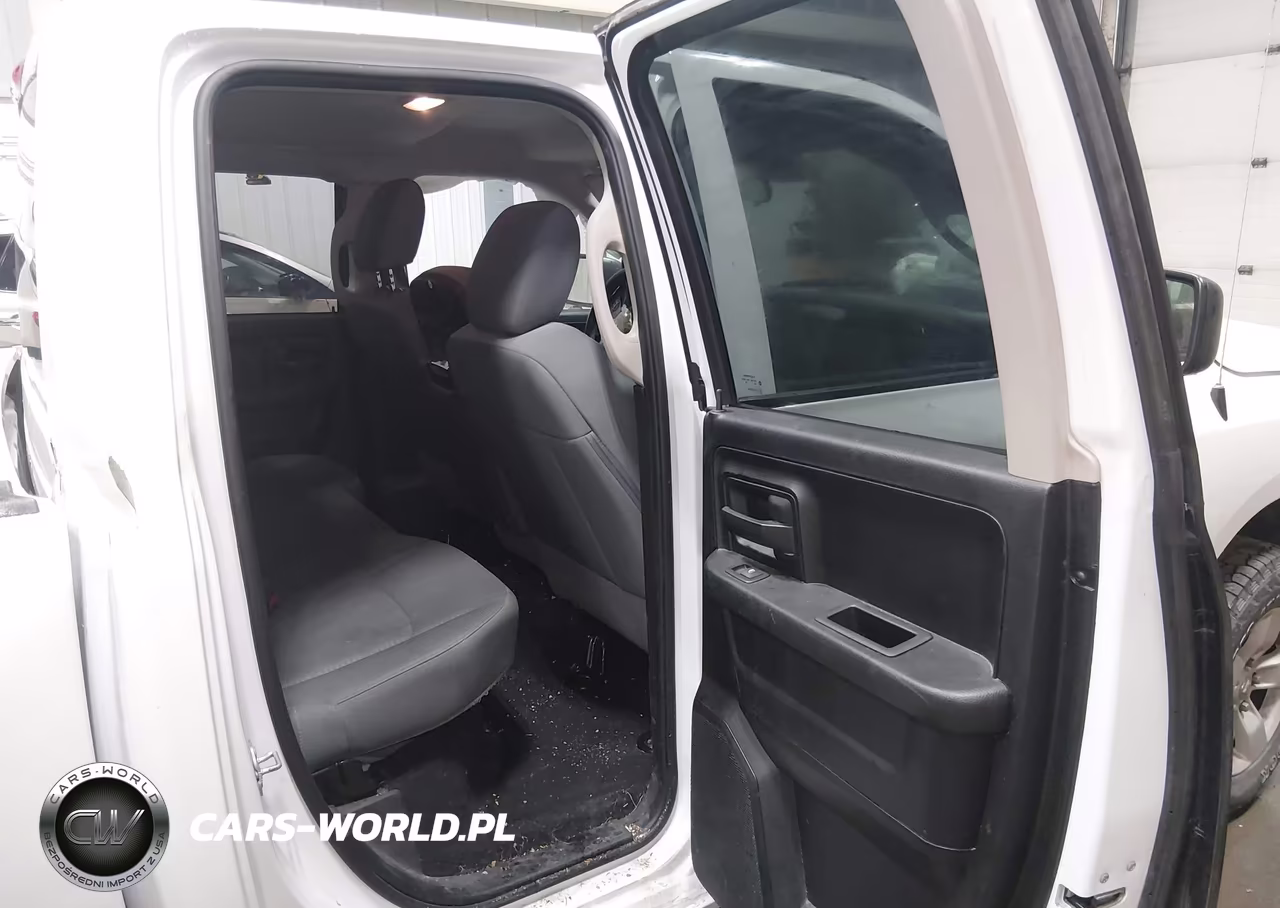 2017 Ram 1500 Express 4X4 6'4 Box VIN:1C6RR7FG0HS778011 - 8