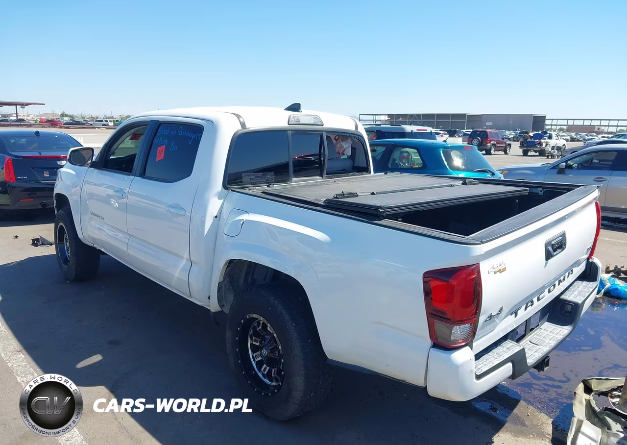 2019 Toyota Tacoma Sr V6 VIN:3TMCZ5AN0KM258013 - 3