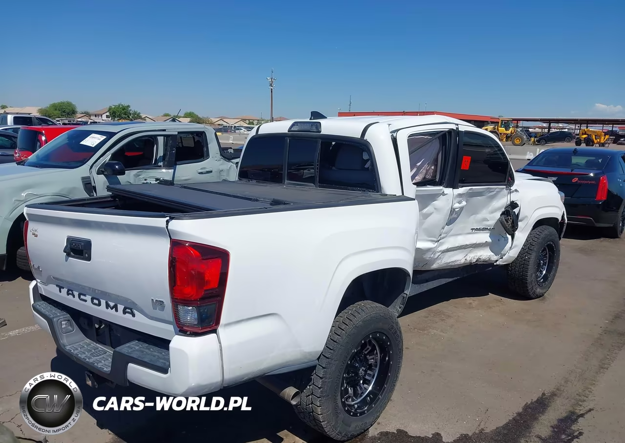 2019 Toyota Tacoma Sr V6 VIN:3TMCZ5AN0KM258013 - 4