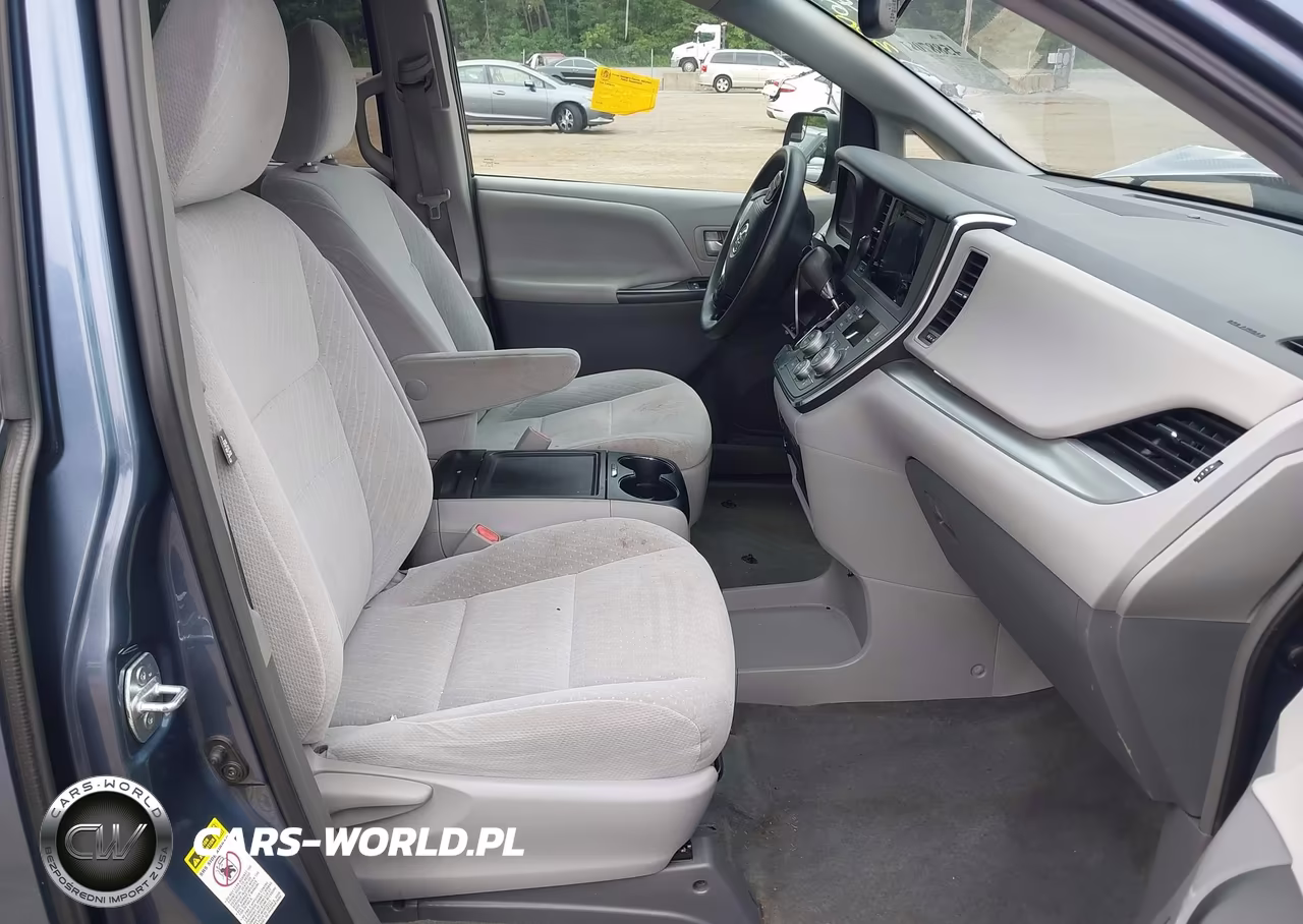 2016 Toyota Sienna Le 8 Passenger VIN:5TDKK3DC9GS722146 - 5