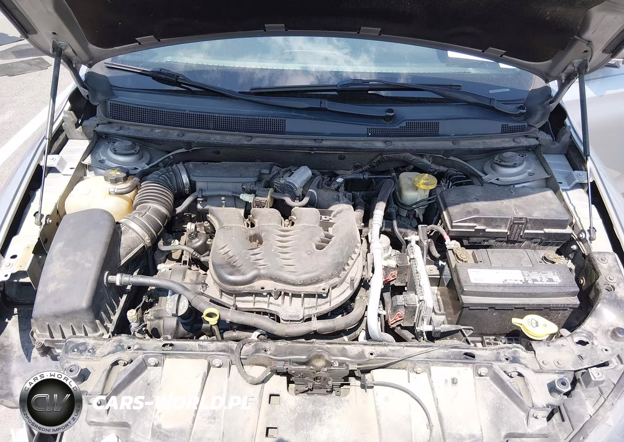 2015 Chrysler 200 C VIN:1C3CCCEG2FN553616 - 10