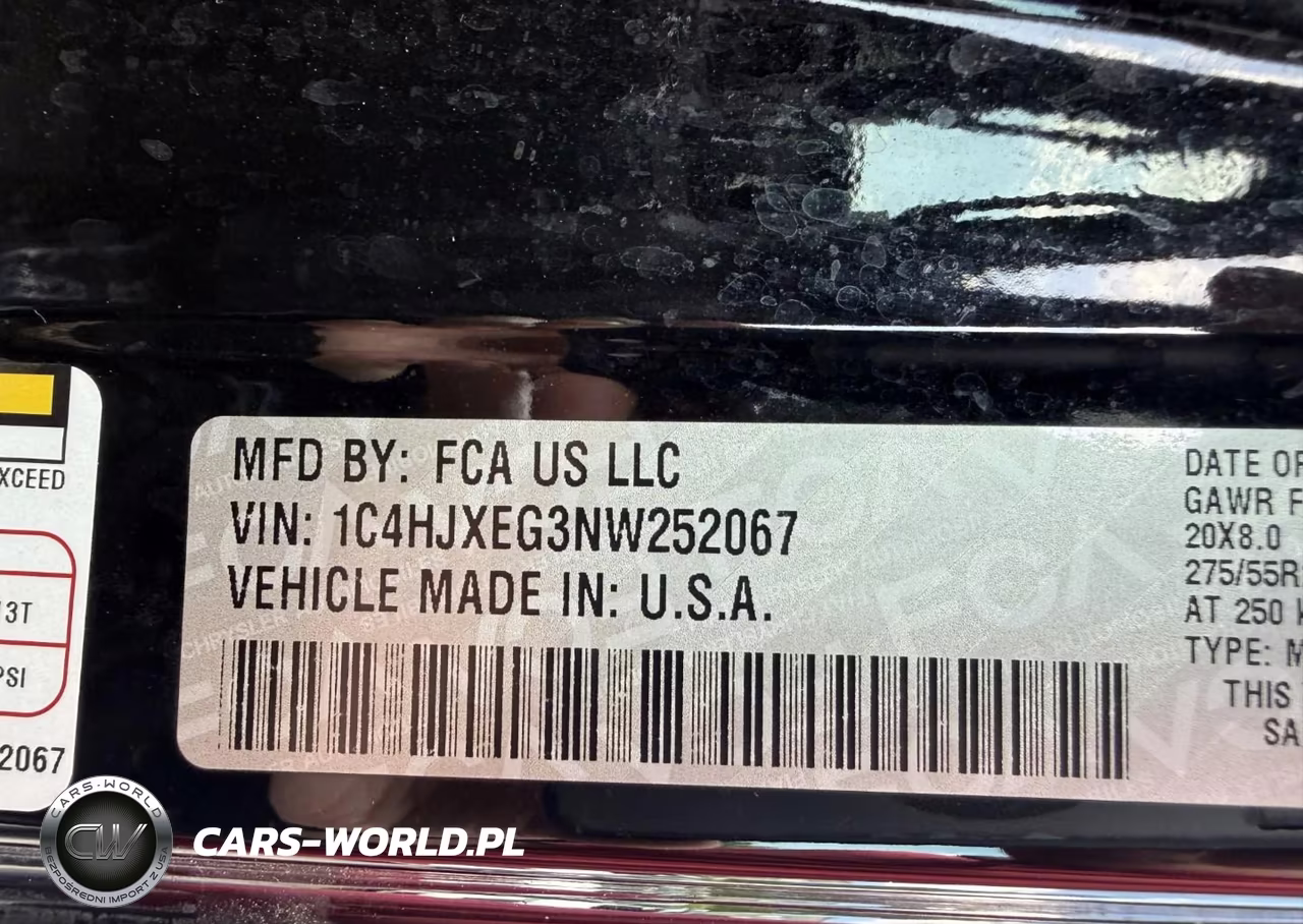 2022 Jeep Wrangler Unlimited High Altitude 4X4 VIN:1C4HJXEG3NW252067 - 9