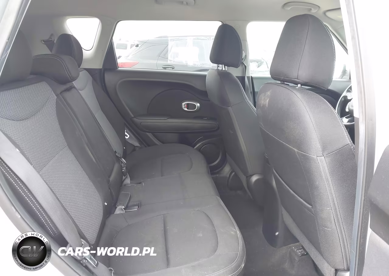 2018 Kia Soul + VIN:KNDJP3A55J7608553 - 8