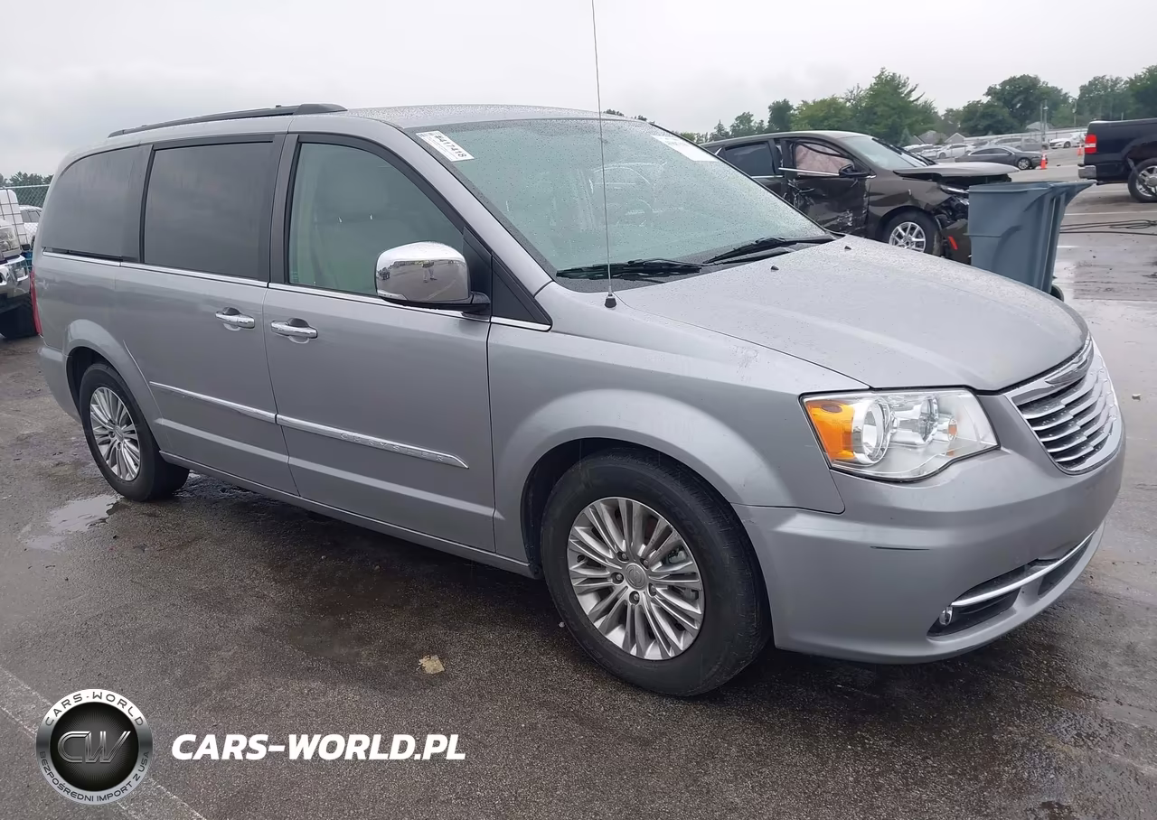 2015 Chrysler Town & Country Touring-L